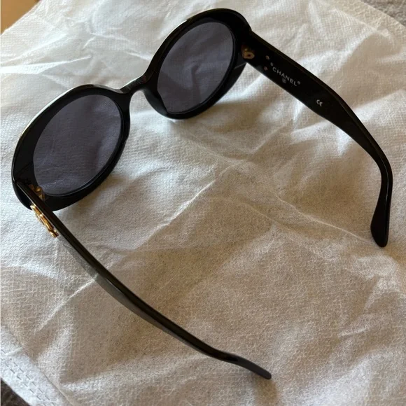 Vintage Chanel round sunglasses black frames purple lens - Picture 6 of 13
